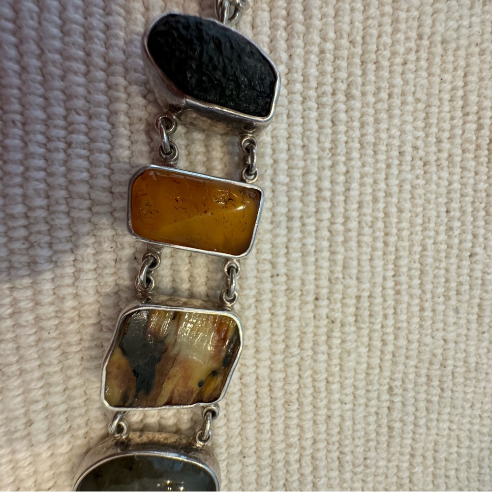 Stone and Fossil Bracelet - Picture 7 of 9